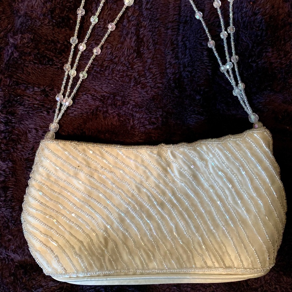 La Regale Ivory beaded purse